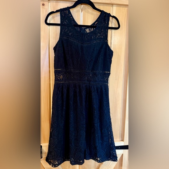 Enfocus Studio Dresses & Skirts - 2/$30 En Force Ladies’ size 8 Black Lace Mini Dress
